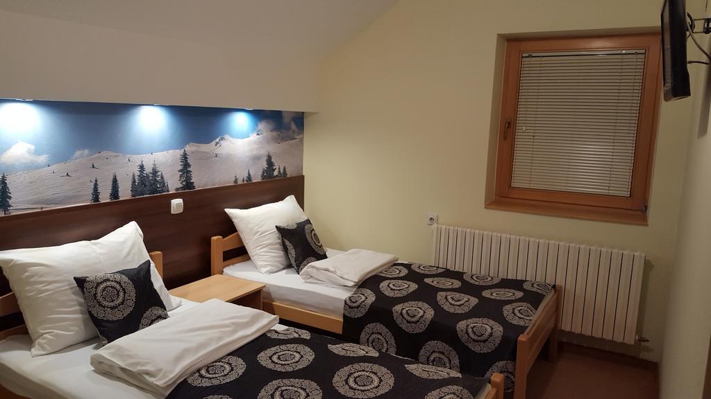 Guesthouse Lucic Яхорина Екстер'єр фото